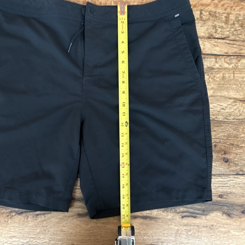 Zella Men's Black Flat Front Shorts 8in Inseam Pockets Button Zip XL - Picture 4 of 7